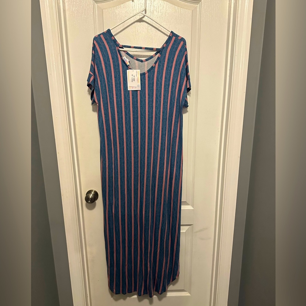Lularoe Macy Maxi Dress, size Medium, NWT